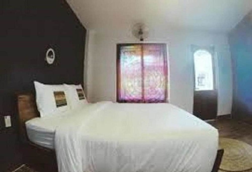 هتل Cottages Resort Ong Lang Beach