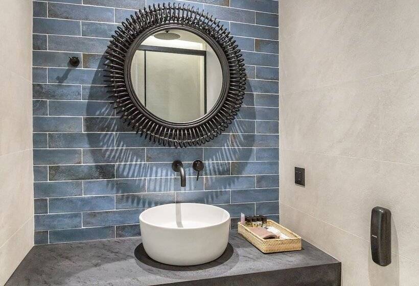 בית מלון כפרי Savus Boutique