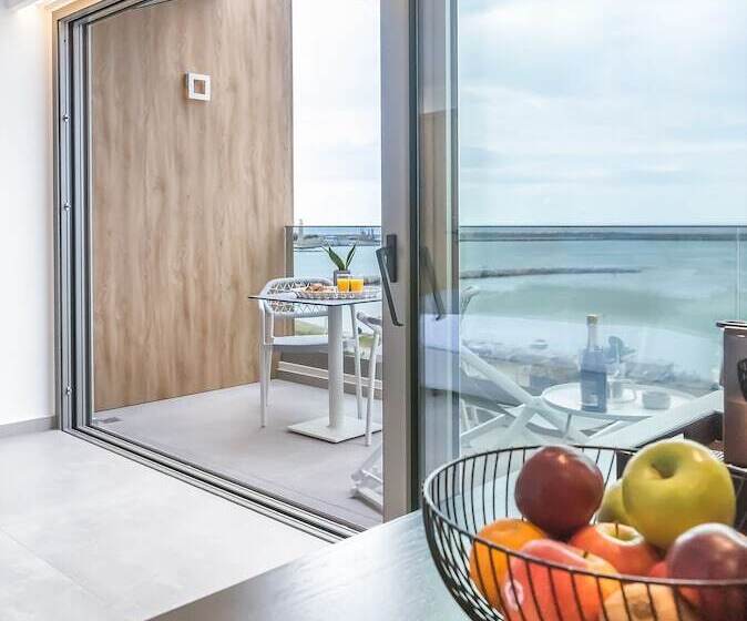 בית מלון כפרי Savus Boutique