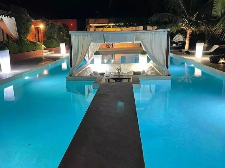 هتل Villa Petit Paradis Boutique Hôtel