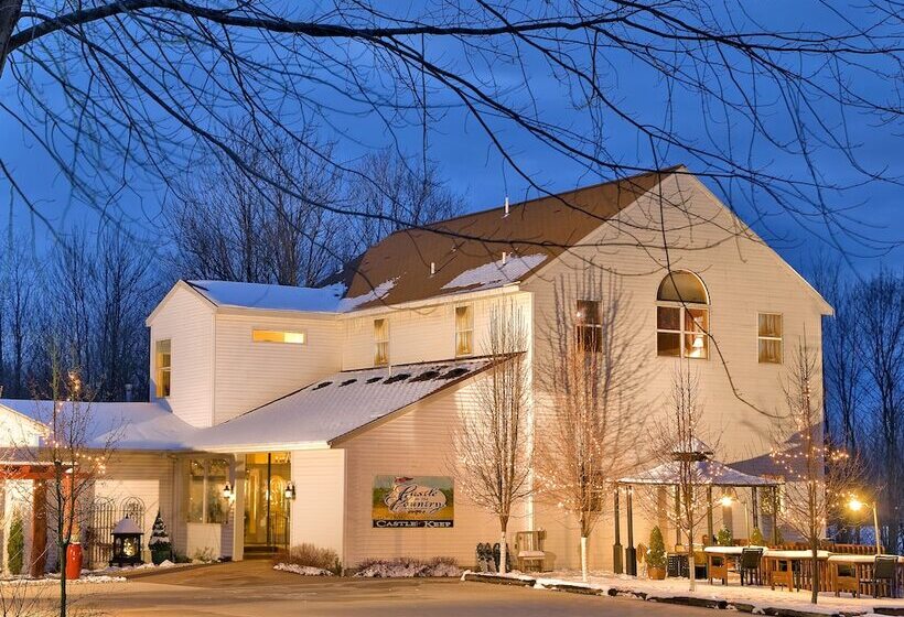 Bed and Breakfast Castle In The Country