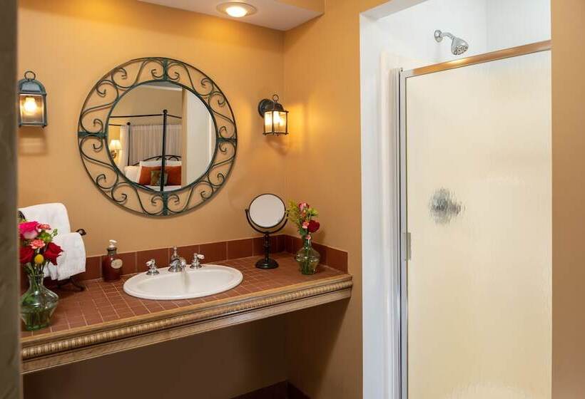 Bed and Breakfast Castle In The Country