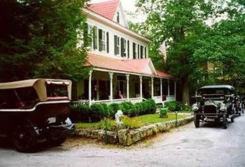 민박 Edgeworth Inn