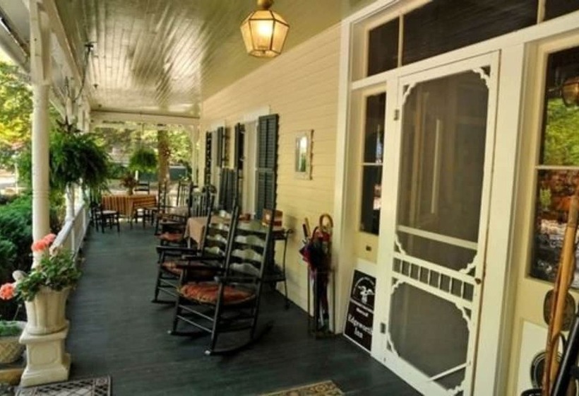 민박 Edgeworth Inn