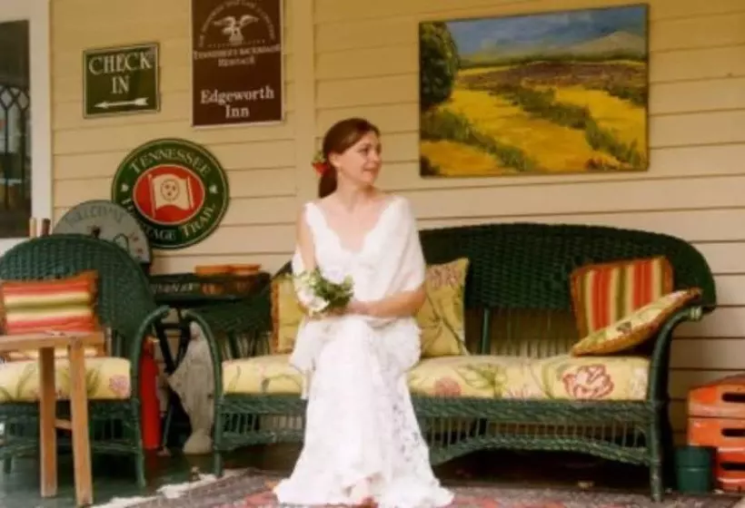 민박 Edgeworth Inn