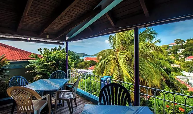 تختخواب و صبحانه Galleon House