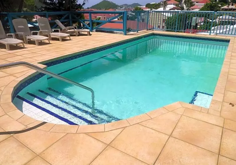 تختخواب و صبحانه Galleon House