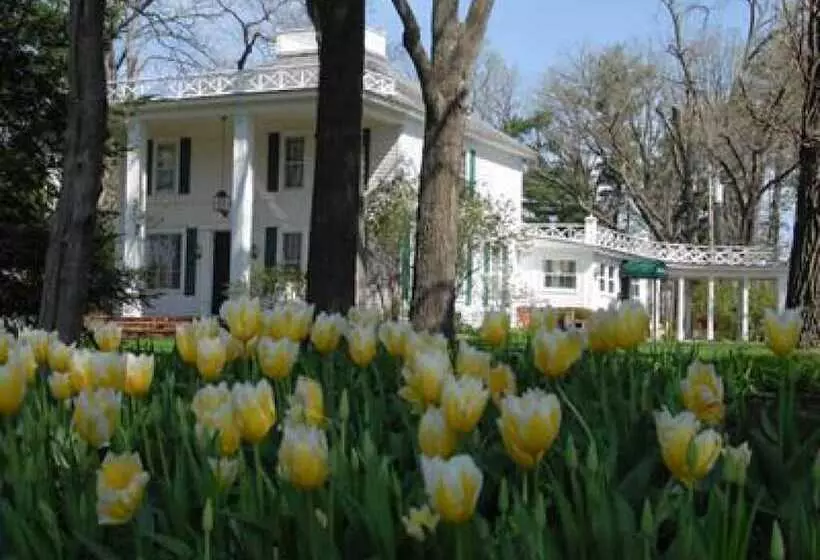 住宿加早餐 Oak Park Inn