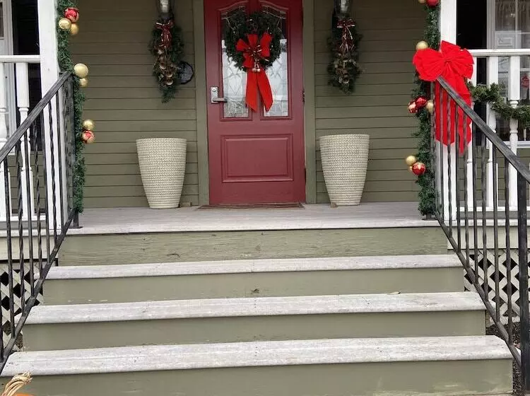 ベッドアンドブレックファースト Stagecoach House Inn