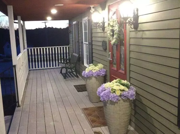 ベッドアンドブレックファースト Stagecoach House Inn