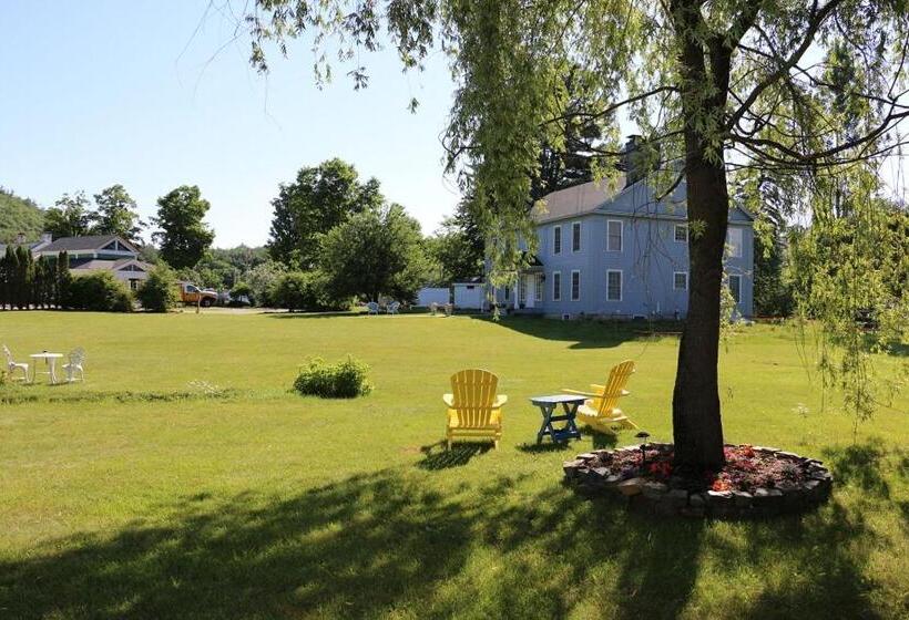 צימר The Bond 1786 Inn