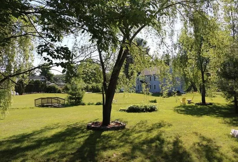 Aamiaismajoitus (B&B) The Bond 1786 Inn