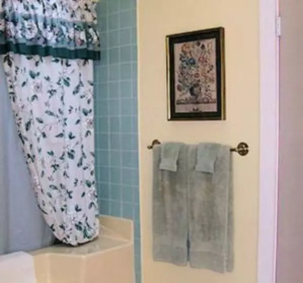 ベッドアンドブレックファースト The Inn On Thistle Hill