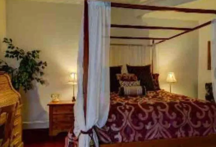 住宿加早餐 The Currier Inn