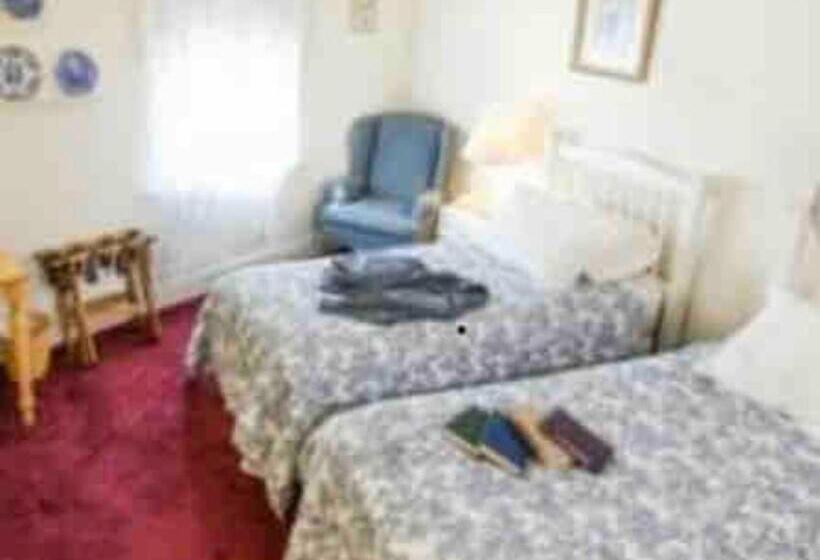 Bed and Breakfast The Currier Inn