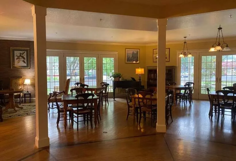 住宿加早餐 The Currier Inn