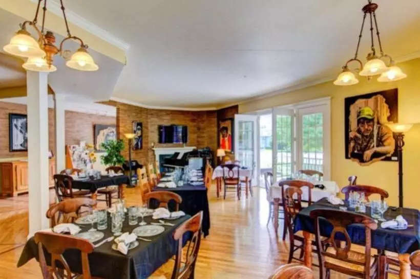 住宿加早餐 The Currier Inn