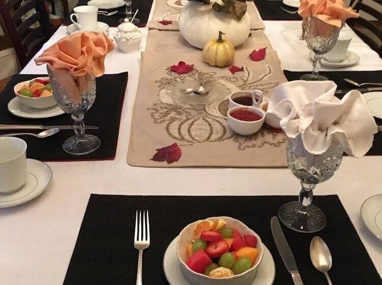 Fleetwood House Bed And Breakfast