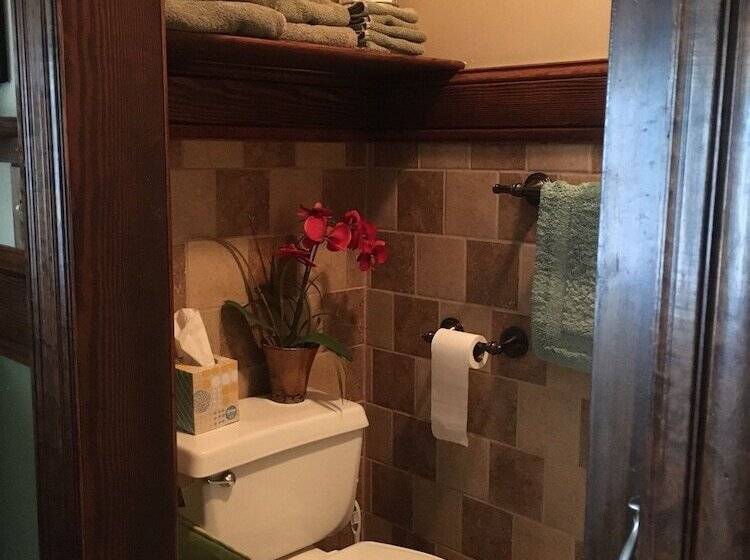 Fleetwood House Bed And Breakfast