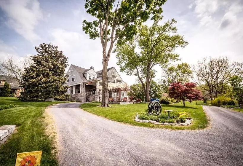 Friendly City Inn B&b