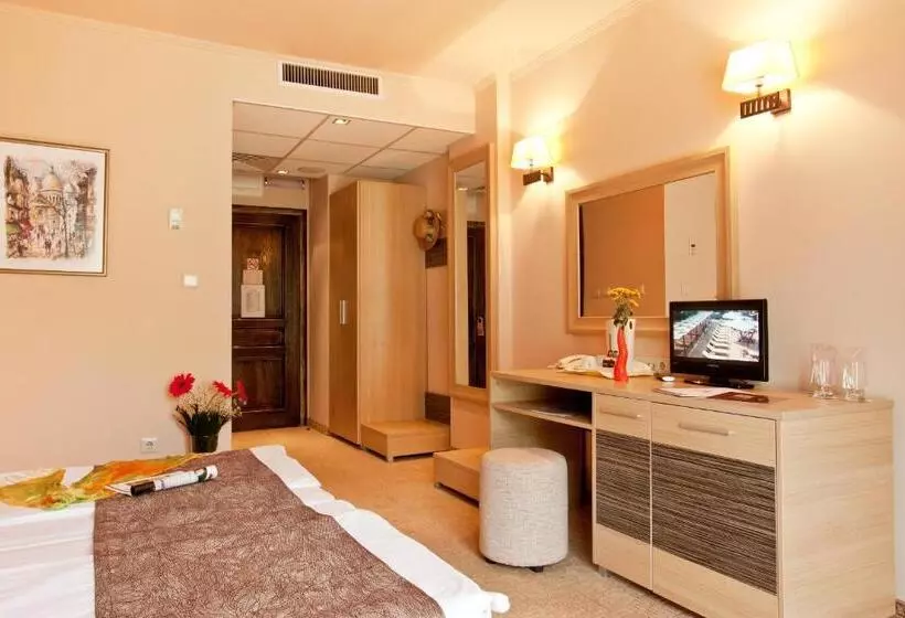 Отель Balneo Complex & Spa Aquatonik