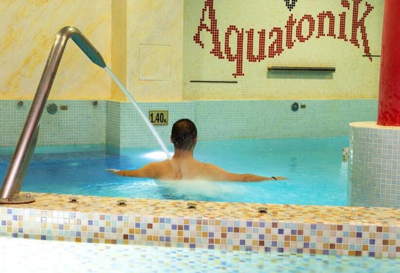 בית מלון כפרי Balneo Complex & Spa Aquatonik