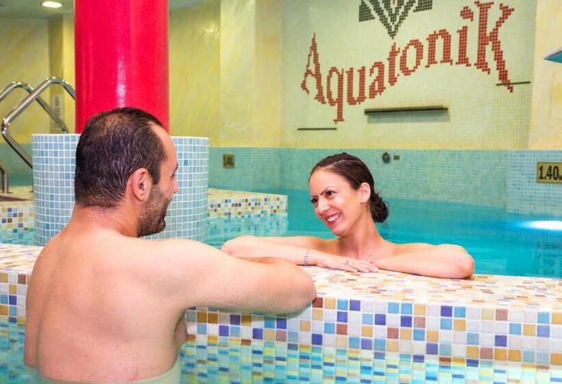 בית מלון כפרי Balneo Complex & Spa Aquatonik