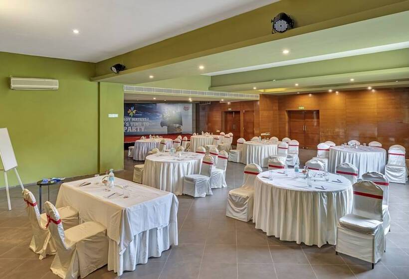 酒店 Club Mahindra Corbett