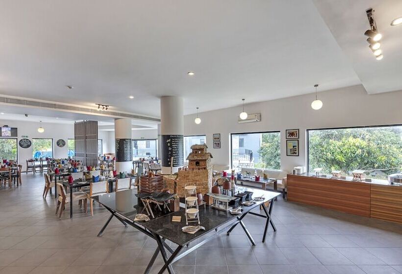 酒店 Club Mahindra Corbett