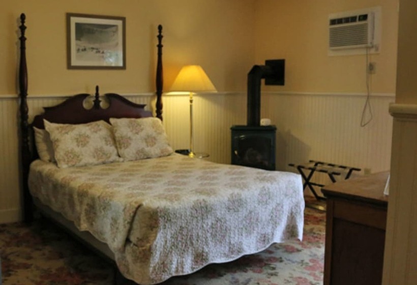 فندق Kearsarge Inn