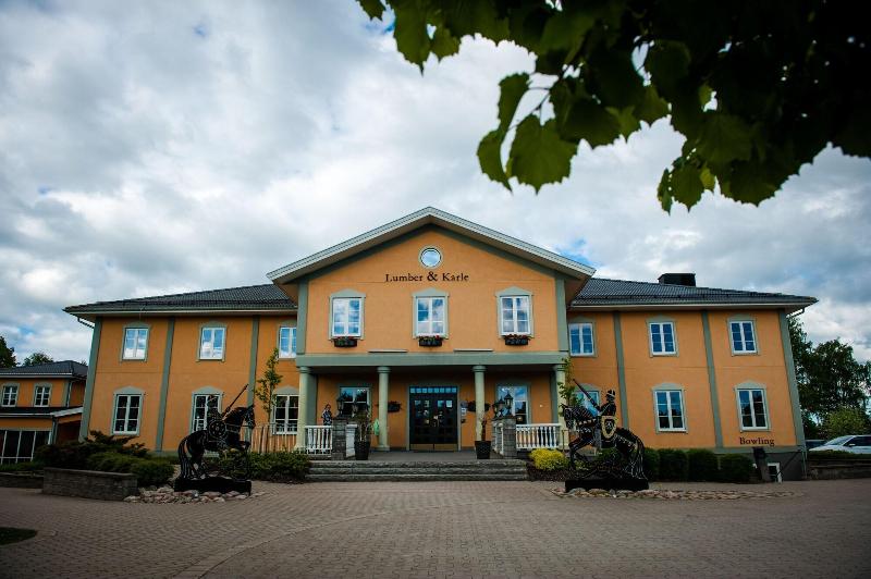 בית מלון כפרי Lumber & Karle
