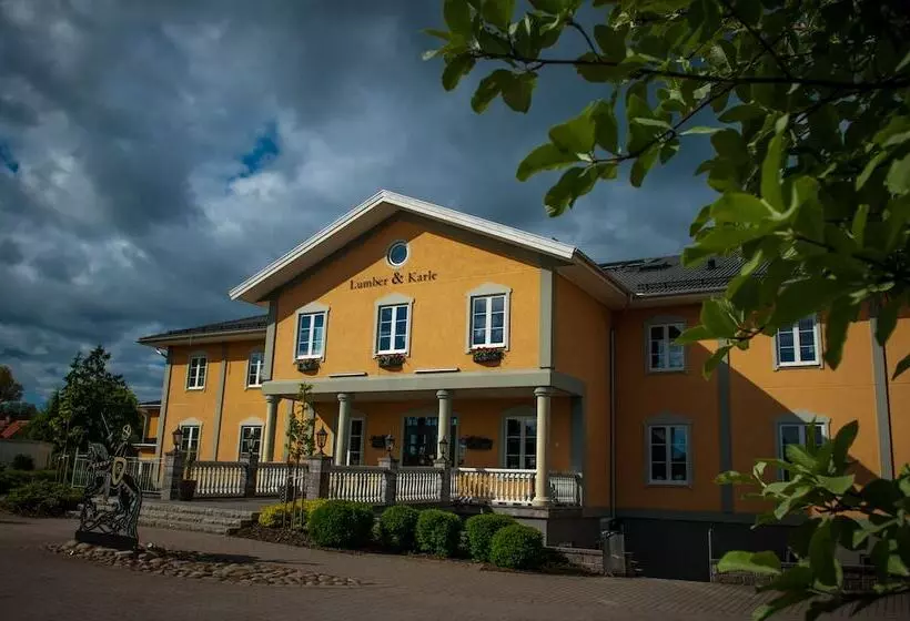 Hôtel Lumber & Karle