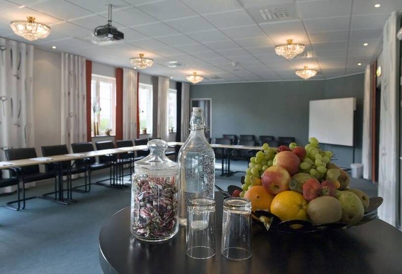 בית מלון כפרי Lumber & Karle