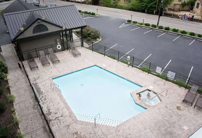 Отель Olde Gatlinburg Rentals