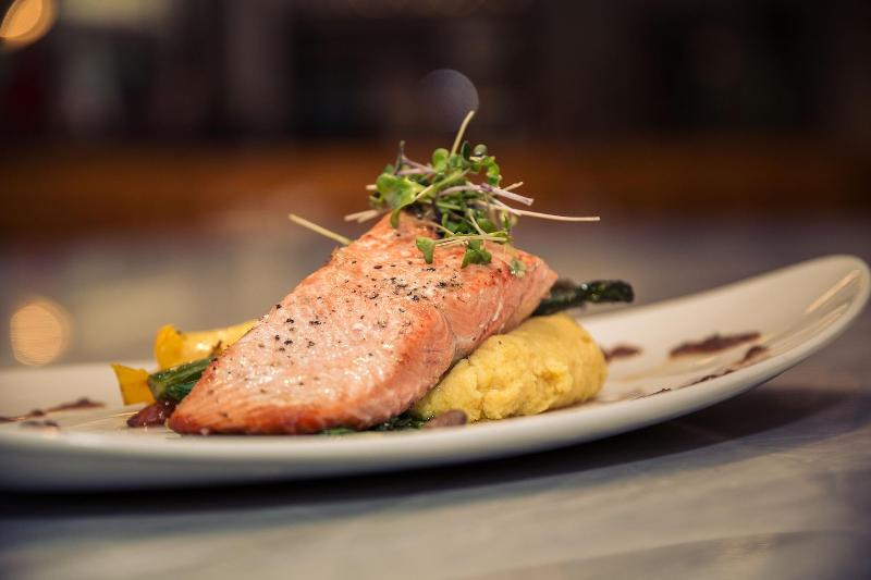 Pomeroy Hotel & Conference Centre