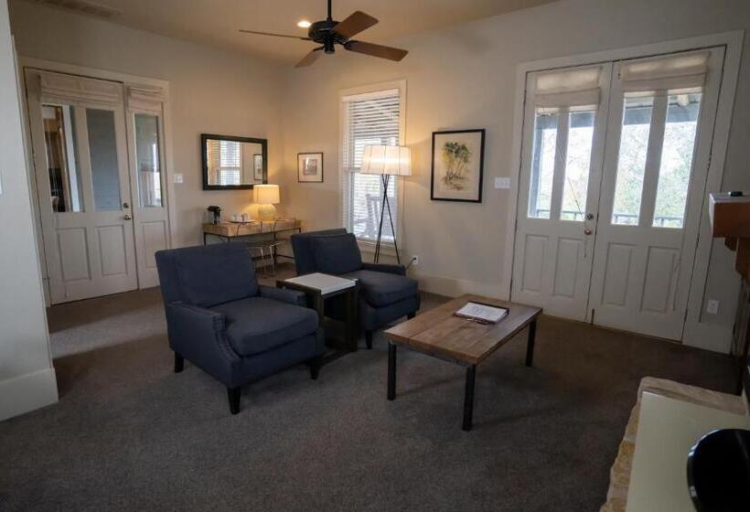 فندق Sage Hill Inn & Spa