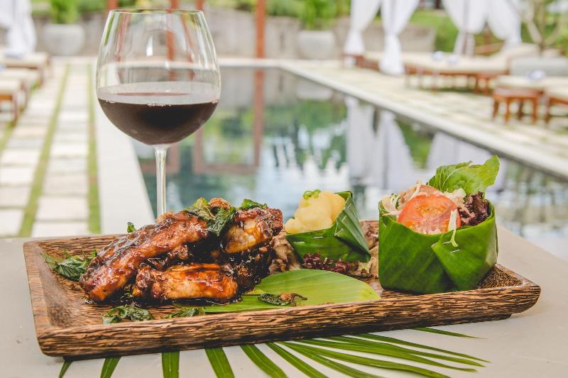 בית מלון כפרי Sahaa Beach Resort