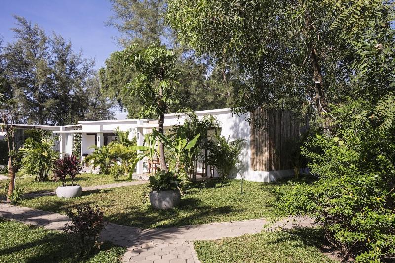 בית מלון כפרי Sahaa Beach Resort