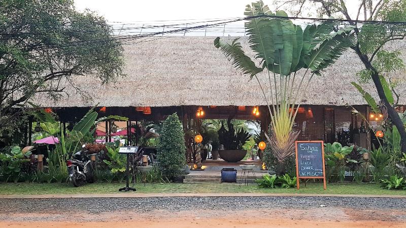 בית מלון כפרי Sahaa Beach Resort