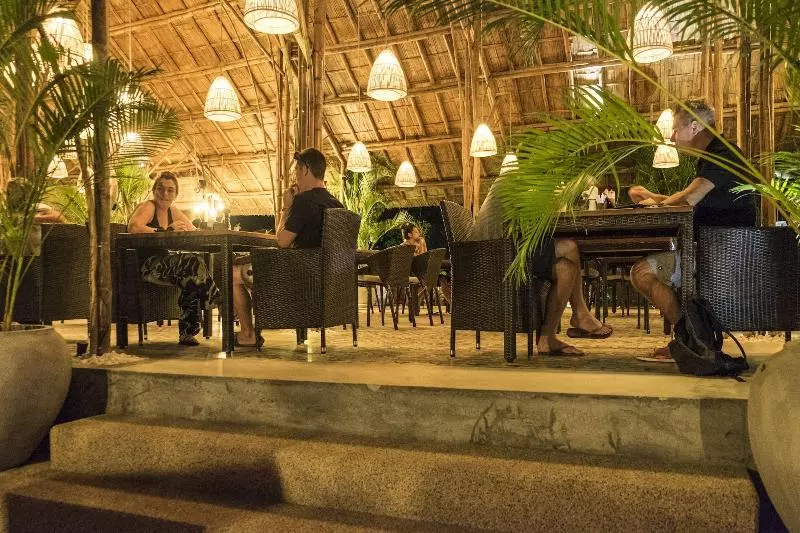 ホテル Sahaa Beach Resort