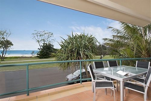 Отель Apartment 3 Surfside