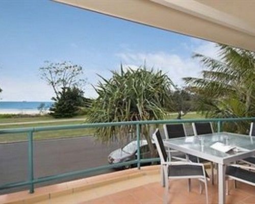 Отель Apartment 3 Surfside