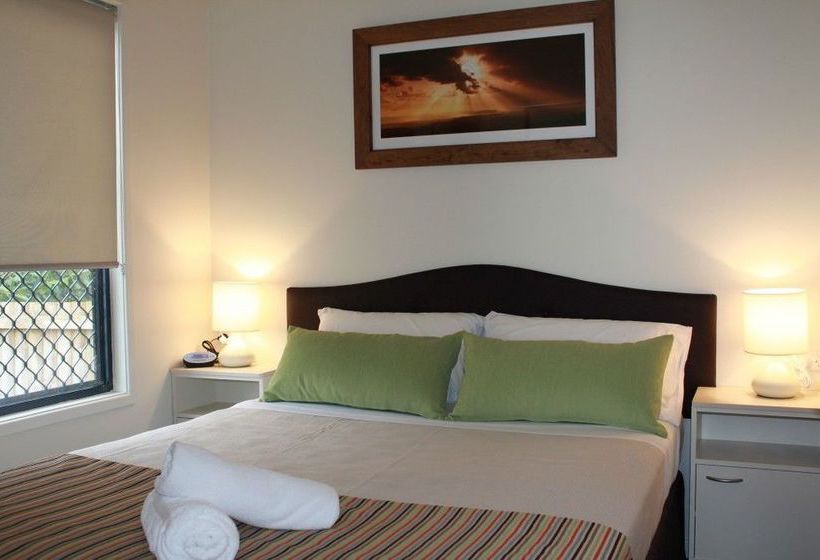 Отель Apartment 3 Surfside