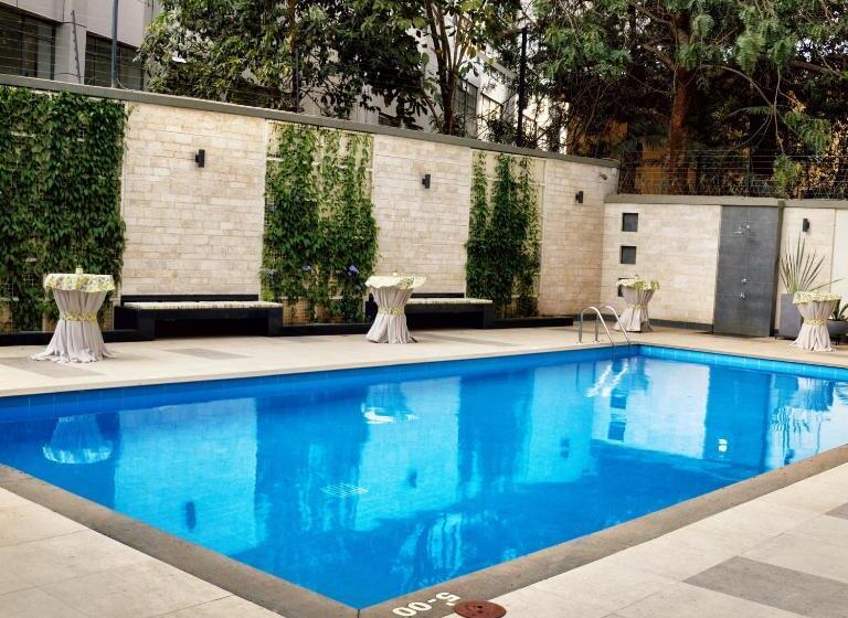 Hotelli The Zehneria By Sarovar Portico India