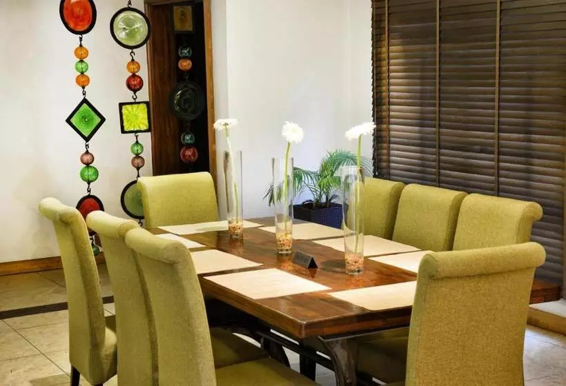 酒店 The Zehneria By Sarovar Portico India