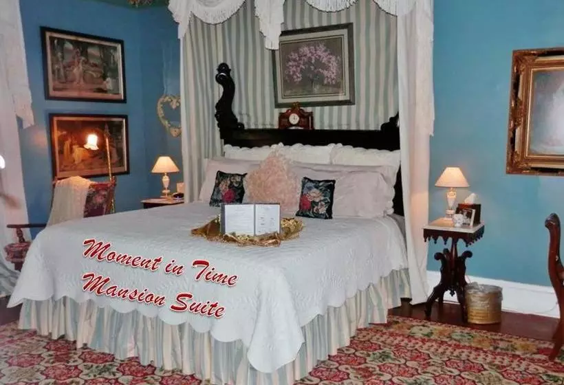 Lockheart Gables Romantic Bed And Breakfast