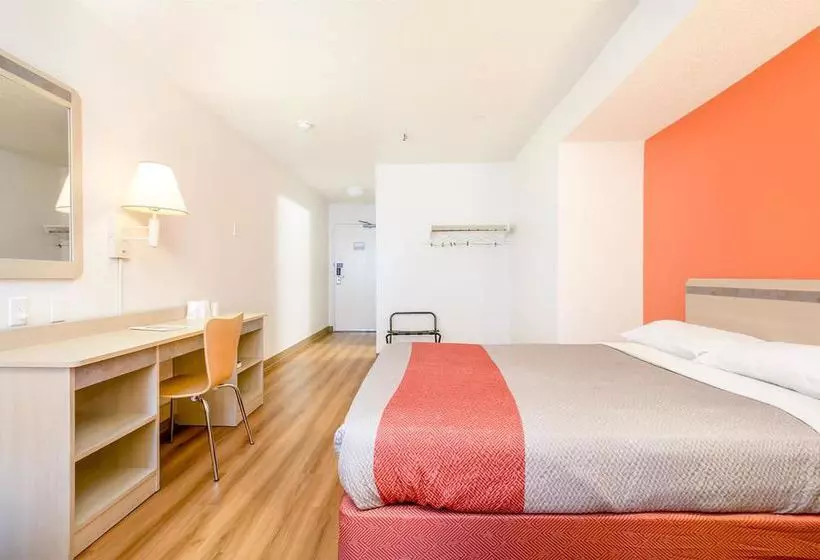 Motel 6 Minneapolis Airport - Mall Of America