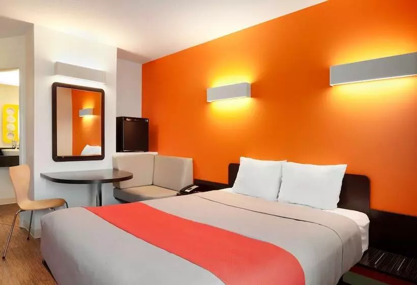 Motel 6swift Current, Sk