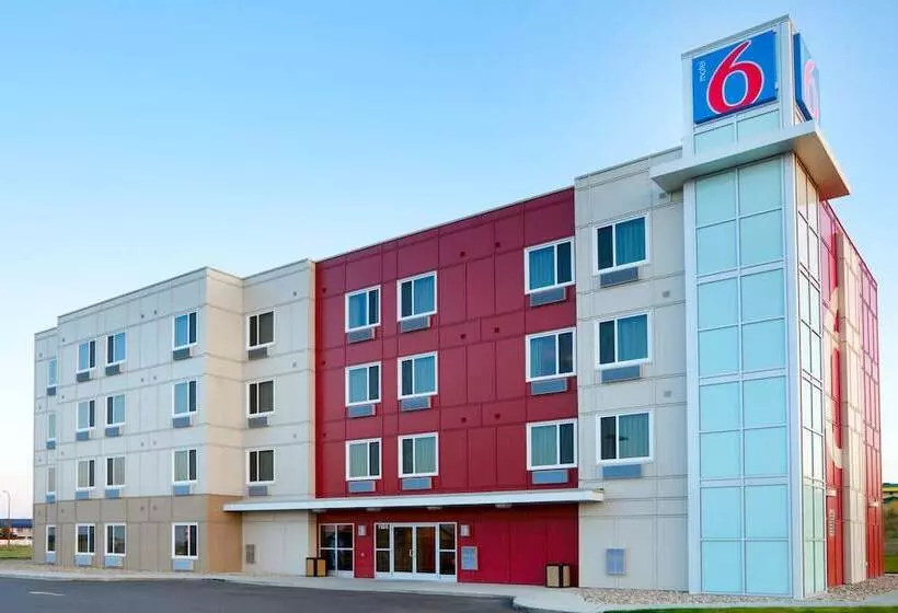 Motel 6swift Current, Sk