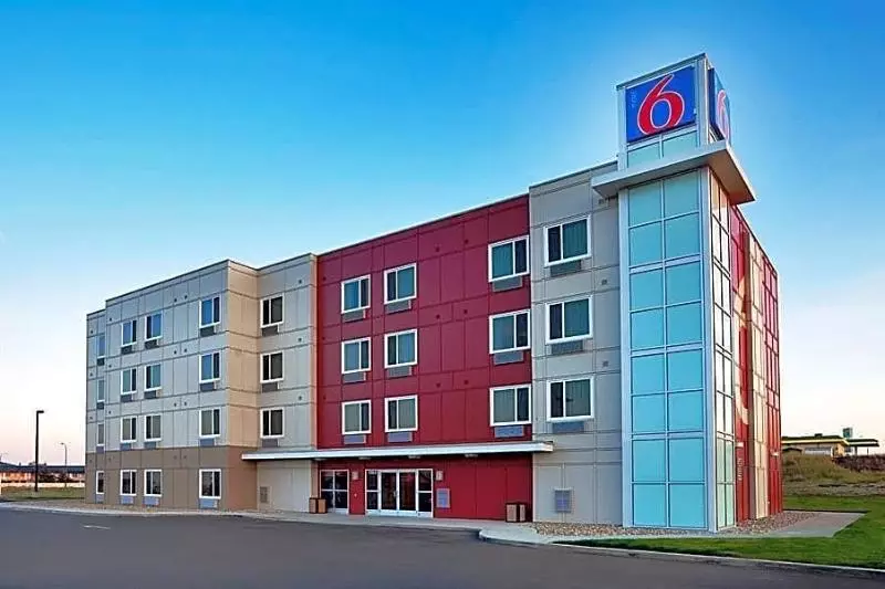 Motel 6swift Current, Sk